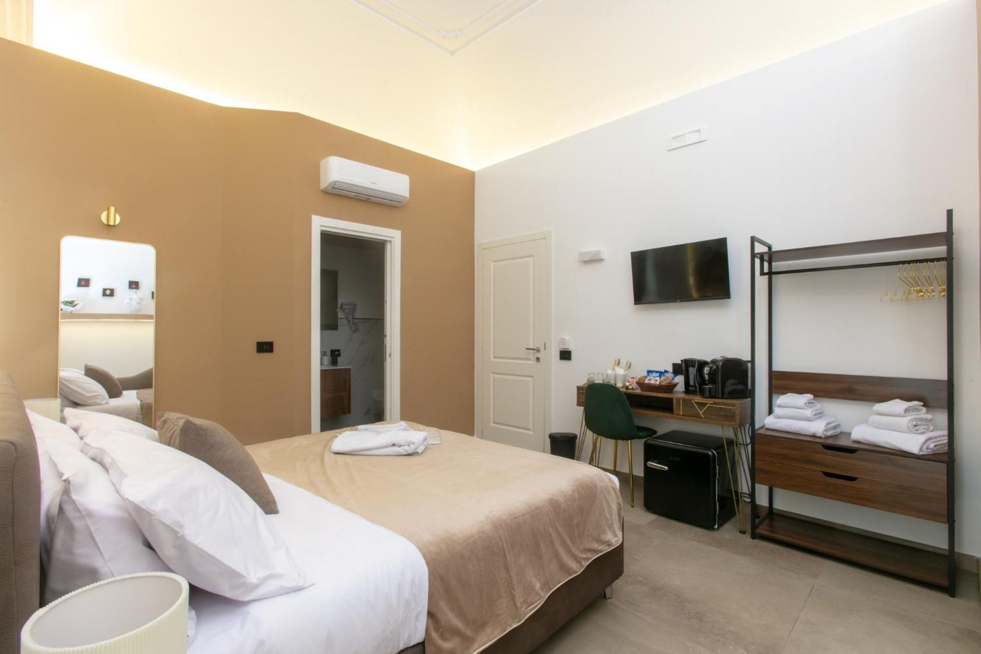 Pignasecca Domus Hotel Napoli Ngoại thất bức ảnh